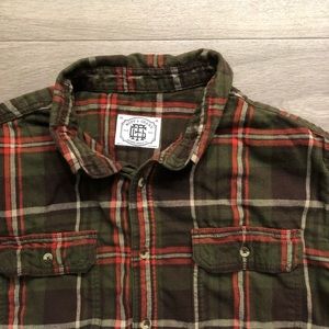 Plaid flannel button up long sleeves shirt
